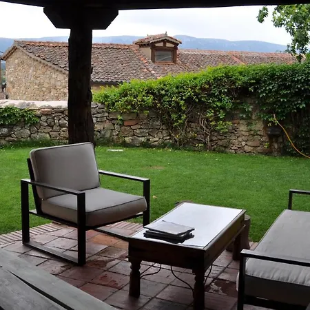 Holiday home La Casa Del Herrero Requijada